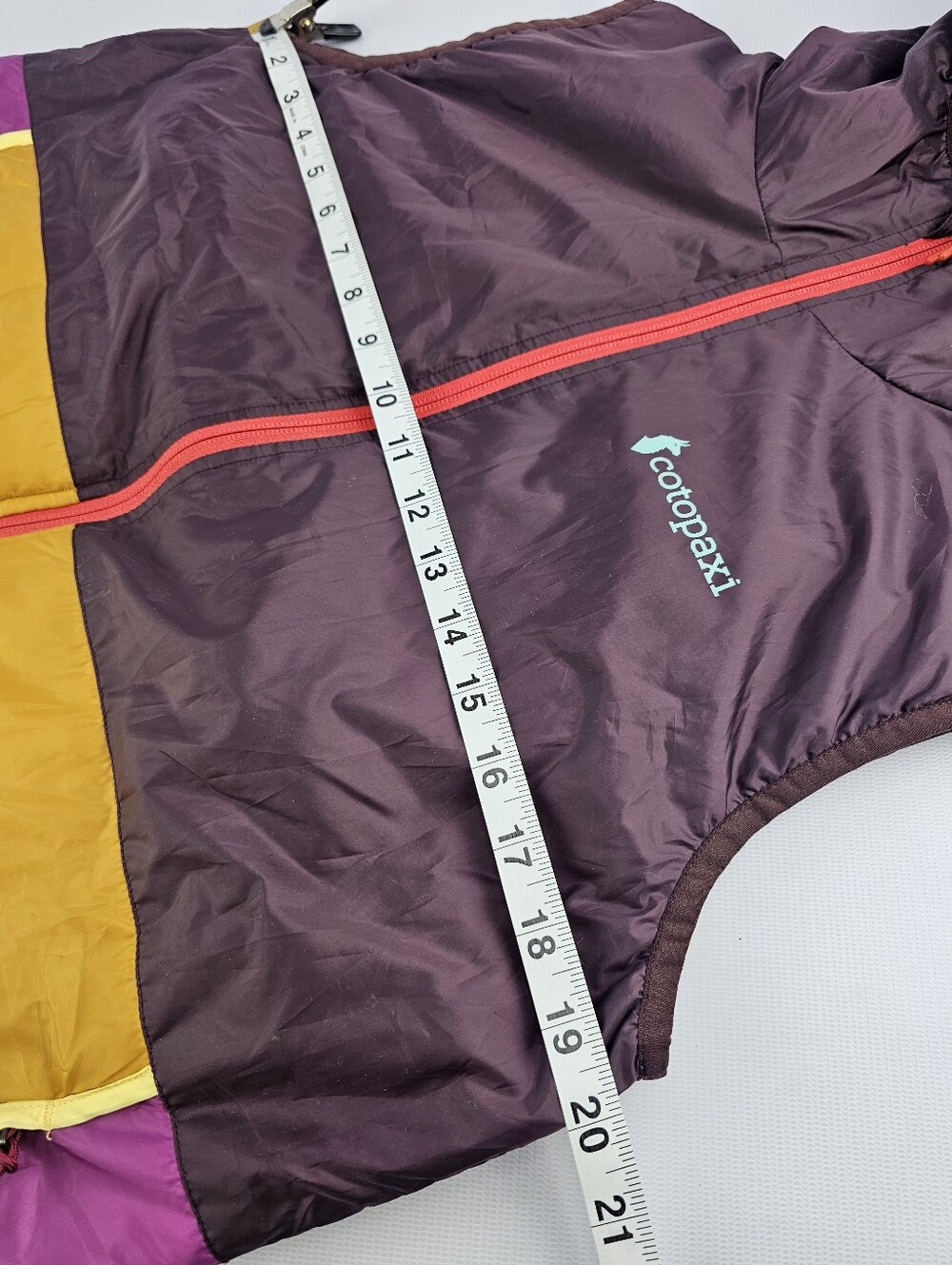 Cotopaxi Teca Calido Water Repellent Reversible Hooded Multicolor Vest Women's M - Picture 9 of 10